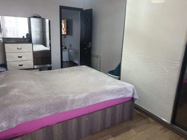 4-pok. mieszkanie 84 m², Bagrationi District — zdjęcie 3 z 4