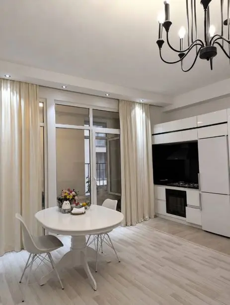 3-pok. mieszkanie 138 m², Saburtalo