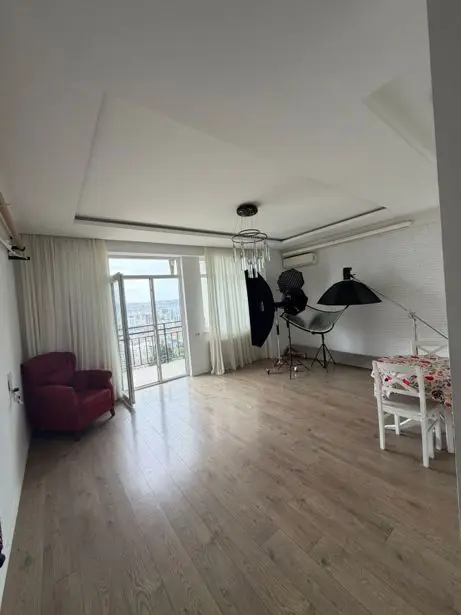 3-pok. mieszkanie 86 m², Vashlijvari