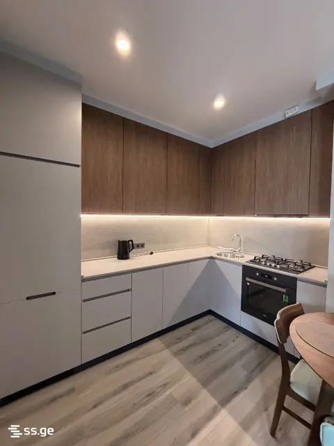 2-pok. mieszkanie 42 m², Khimshiashvili District